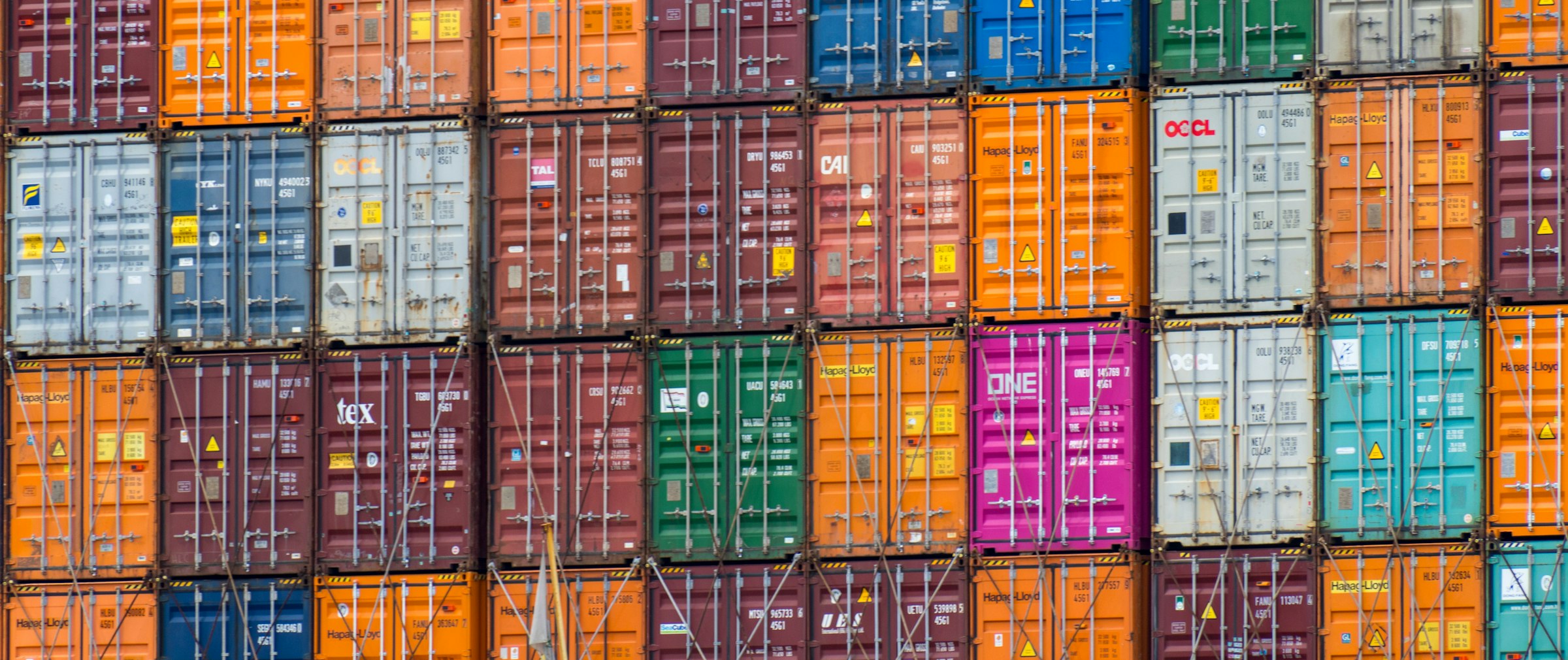 Paper plates and rigid food containers consolidated into one export container