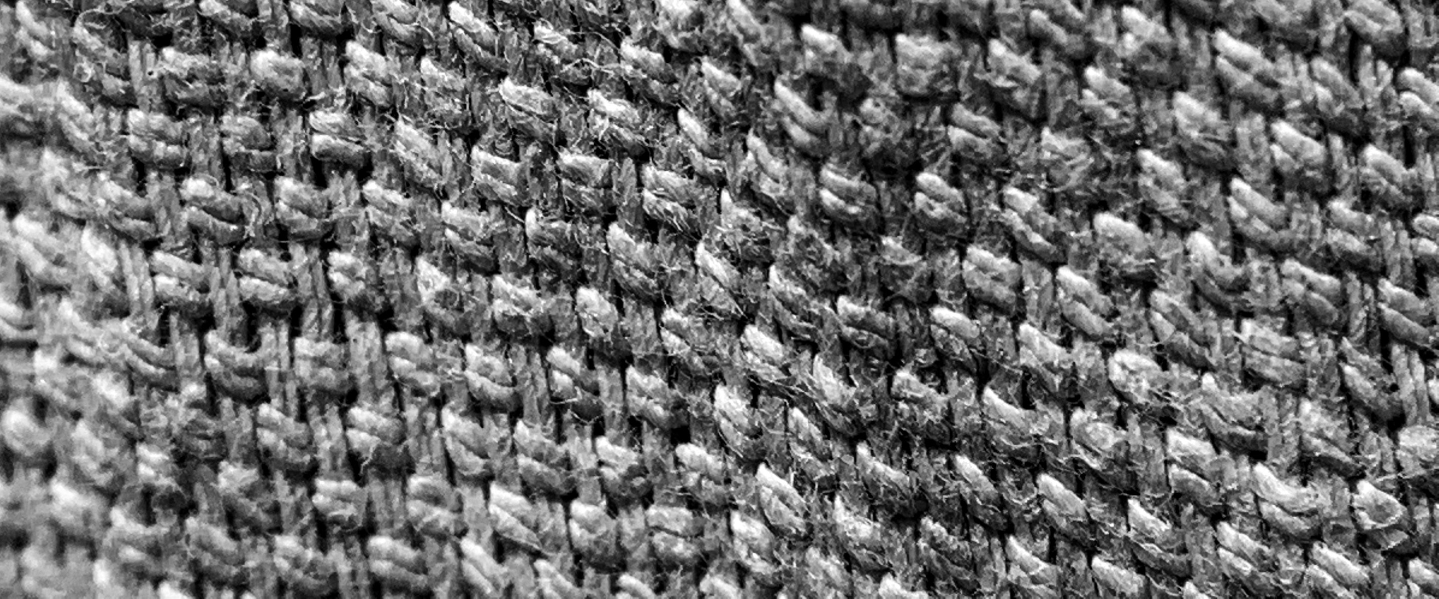 Fine weave structure of grey garment fabric