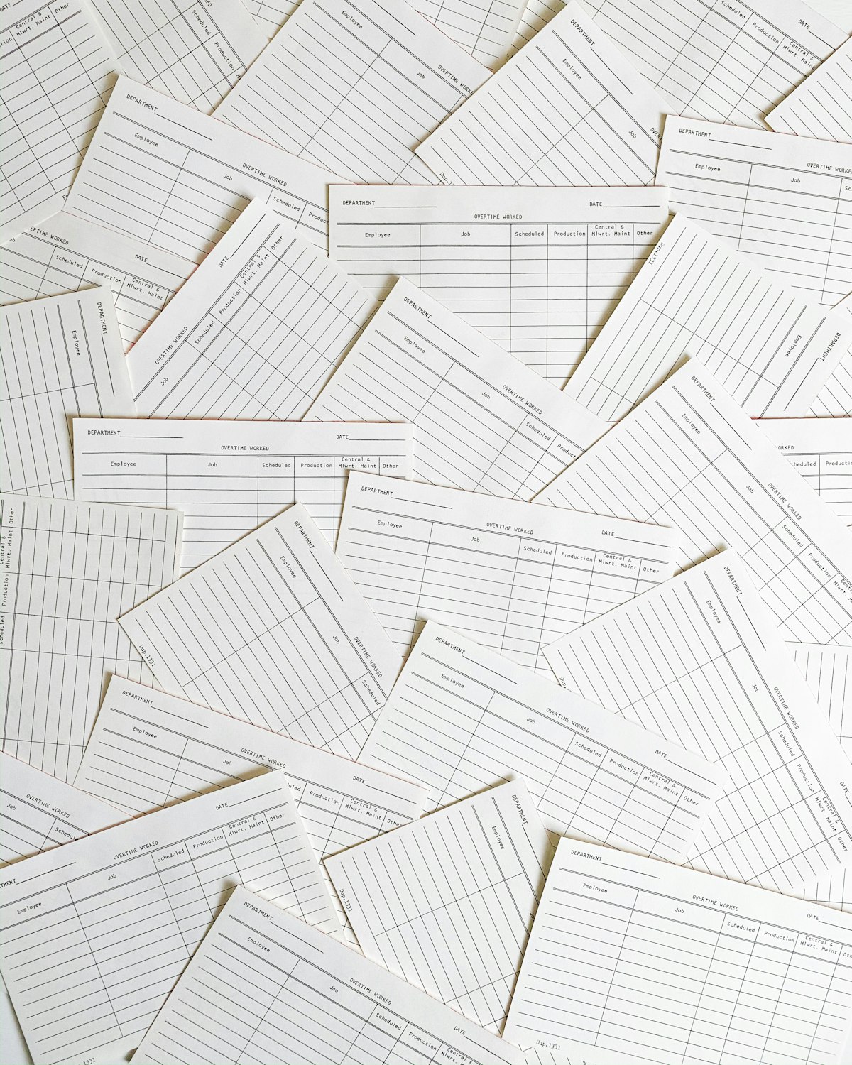 Blank B2B inquiry cards branching toward unbranded ice hockey apparel groupings
