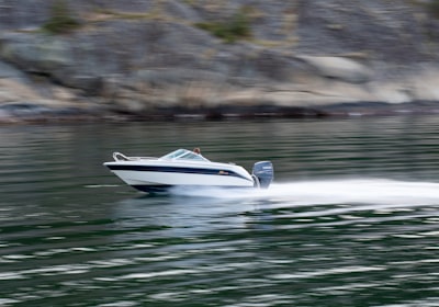 Yamaha compatible boat propellers - 2.5HP to 300HP outboard motor propellers with precision blade design for optimal thrust and fuel efficiency