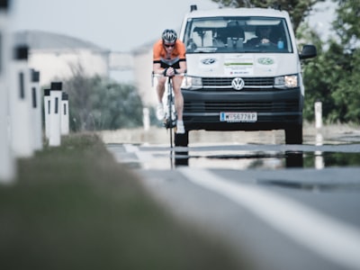 In-line inspection of cutting and sewing cycling vest semi-finished pieces