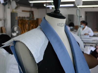 High-elastic stitching technology for cycling jersey