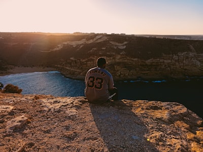 Trim bonding heat-press zipper on cycling jersey