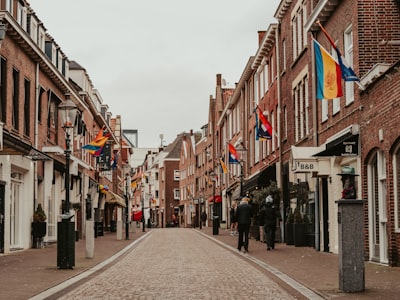 Sophie M., wholesale buyer from Netherlands