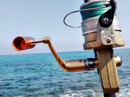 Electronic fishing bell clip-on audible indicator