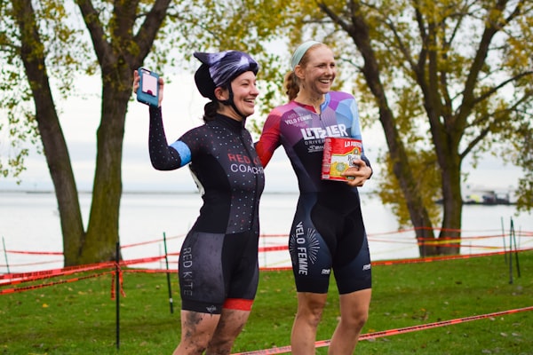 Custom Women's Cycling Gloves OEM