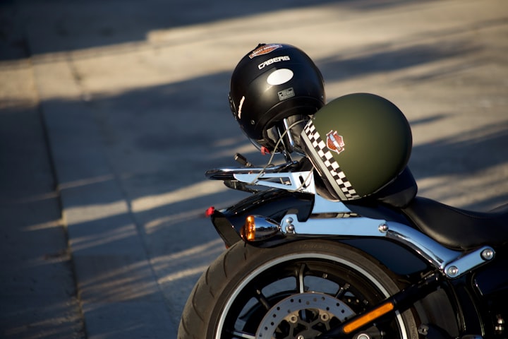 Moto urbana protegida para uso diario
