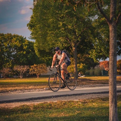Mesh Bib Strap Detail