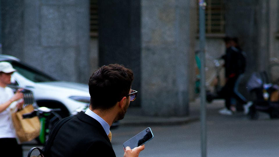 Mobile app task manager screens