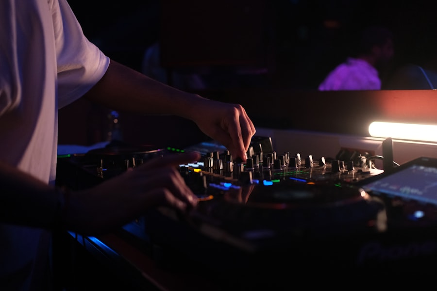 Live House: Indie Night