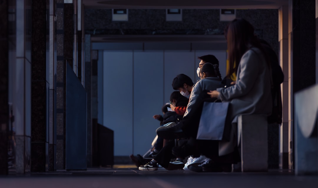 Family enjoying PremiumViking in 4K