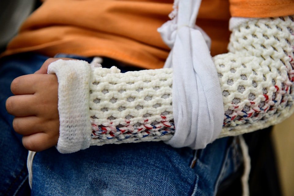 Patient receiving orthopaedic care