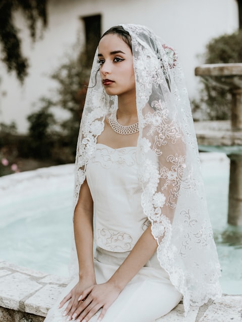 Lace Top 5x5 Crown Topper bulk