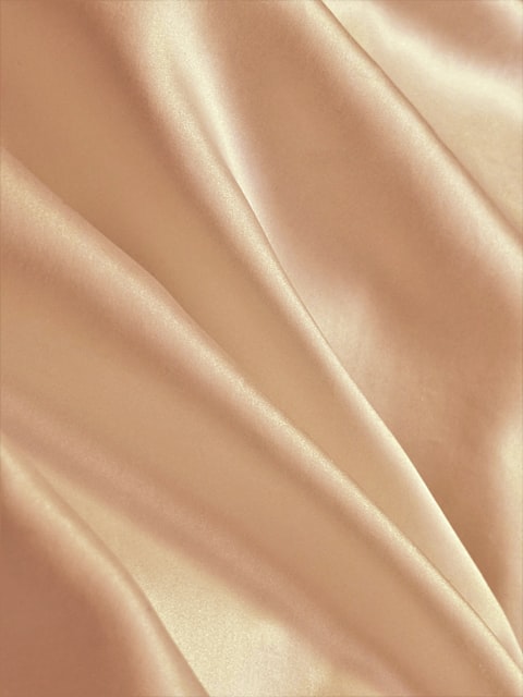 SW-MED-TP-01 Silk Base Medical Topper 5x5 with bamboo-lined clips