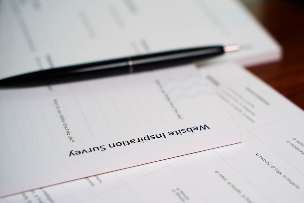 A size report form with quantities, basis, cut split, and offsets, no readable brand names, no logos