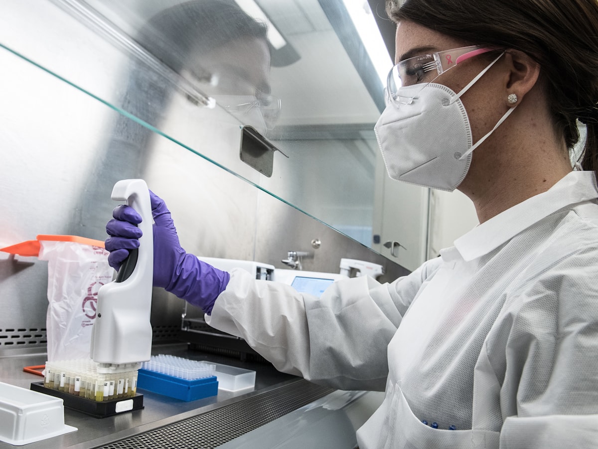 Third-party laboratory testing — colorfastness, shrinkage, and pilling reports against your specified standard, available on request