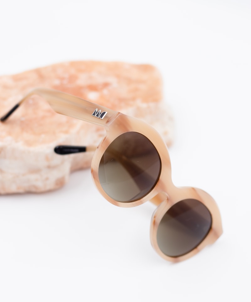 Kính Lumi Soft Beige